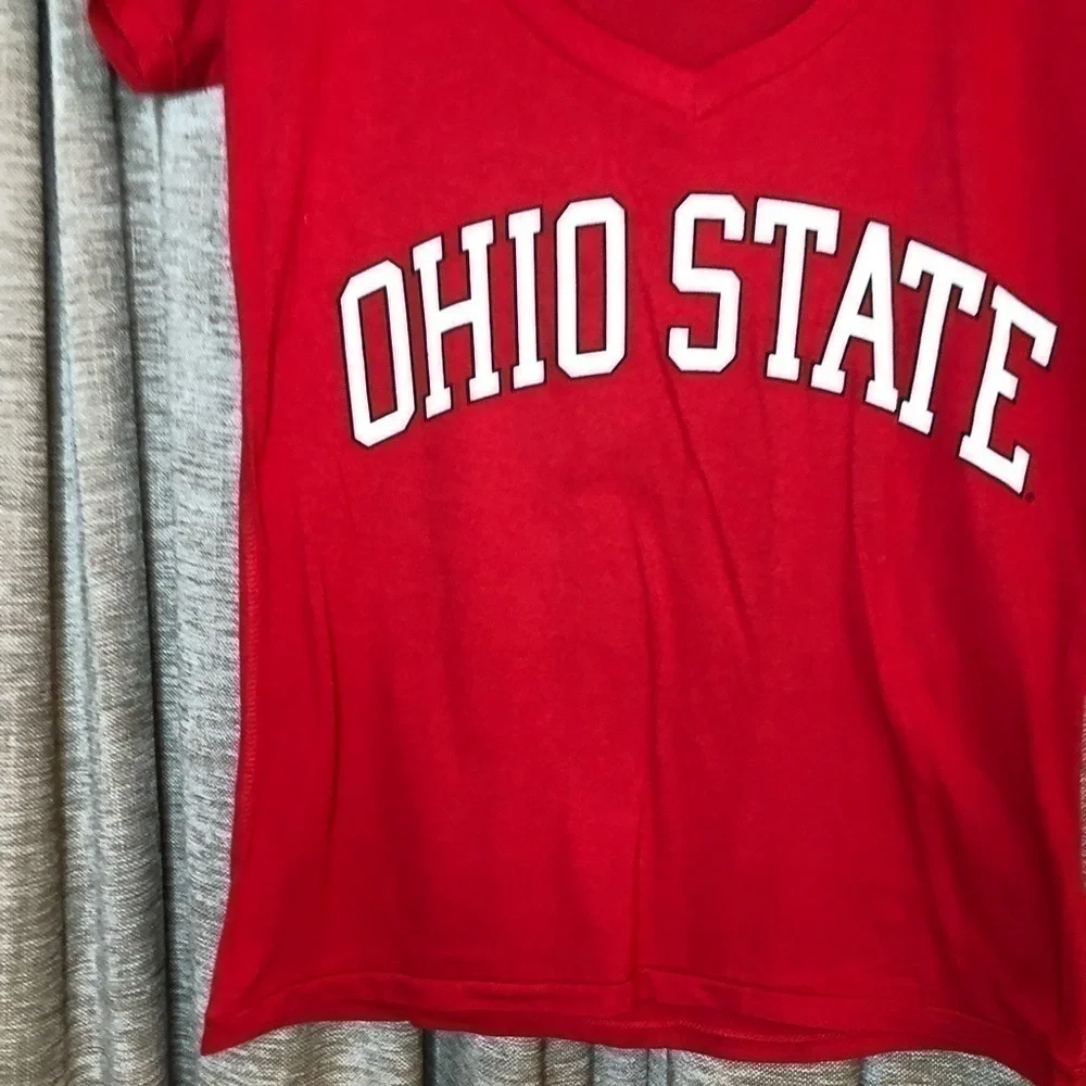Ohio State Red V Neck Short Sleeve Cotton Logo Tee Shirt Size Small